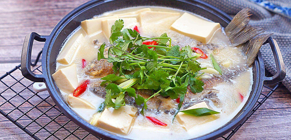 鲫鱼汤有卵子所需要的高蛋白