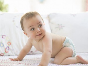 看兔唇和腭裂的图片能看出什么明显区别？